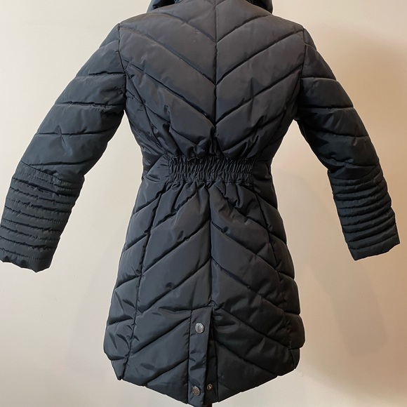 Children’s DKNY winter jacket size 6X. - Picture 3 of 6